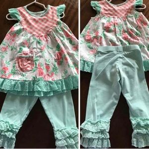 Tunic and Capri Leggings